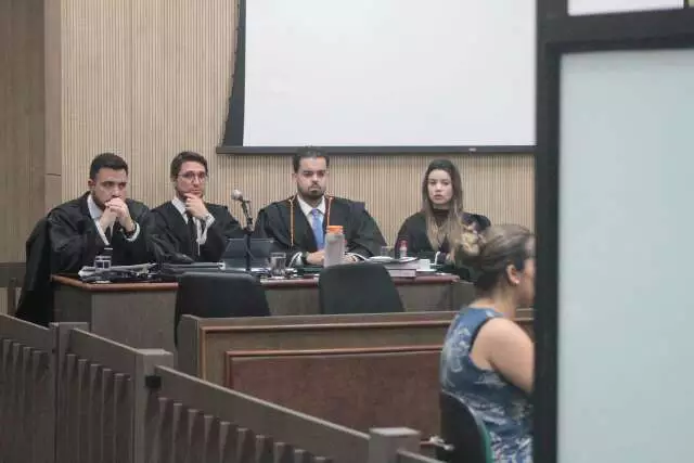 Família pede pena máxima para acusados de matar vizinho espancado