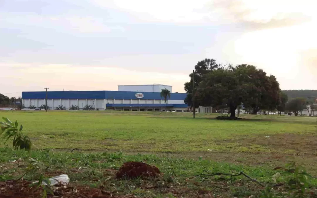 Advogados acusam JBS de coação e dizem que MPMS foi omisso por mau cheiro no Nova Campo Grande