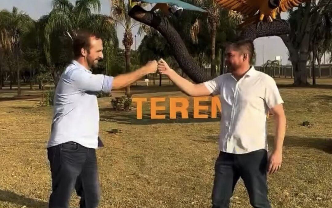 Prefeito exonera procurador e promete demitir chefe de gabinete e suspender contratos