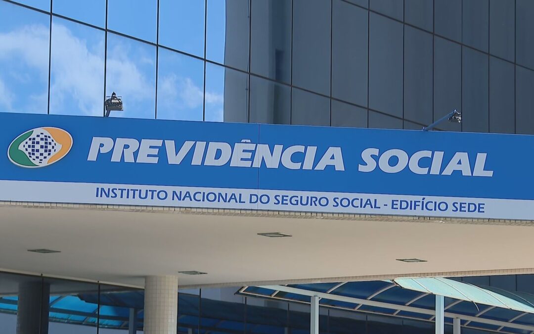 Fraudes no INSS: Devoluções a aposentados superam R$ 1 bilhão, diz ministro