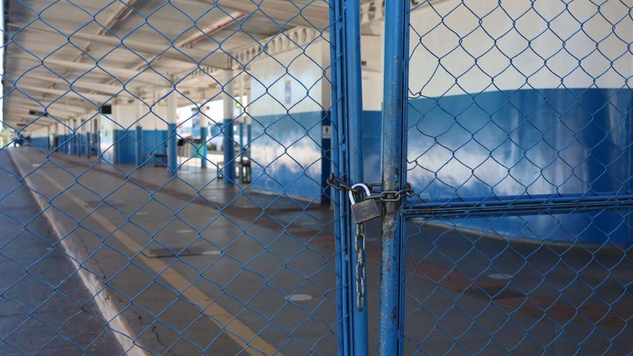 Terminais viram ponto de encontro para carona durante greve do Consrcio Guaicurus