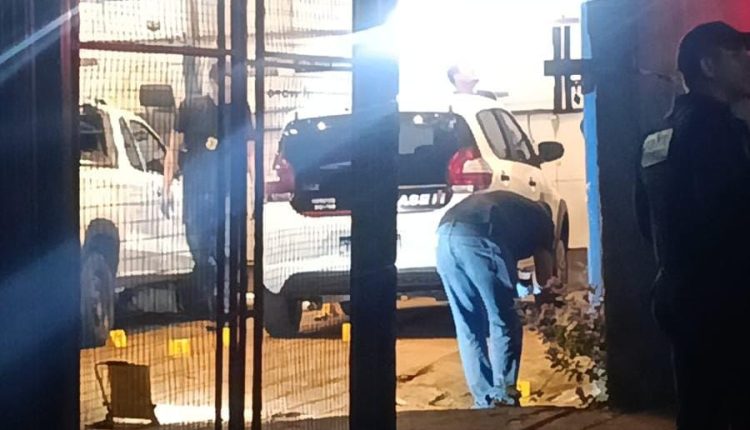 Ataque a tiros em lava-rpido termina com um morto e dois feridos em Ponta Por